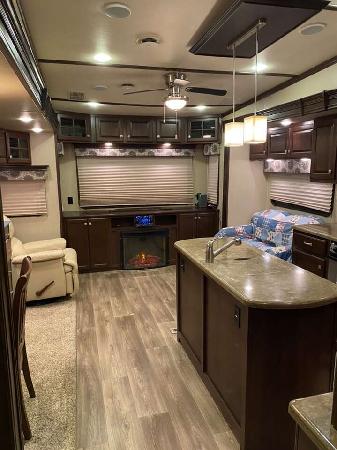 5th wheel for sale