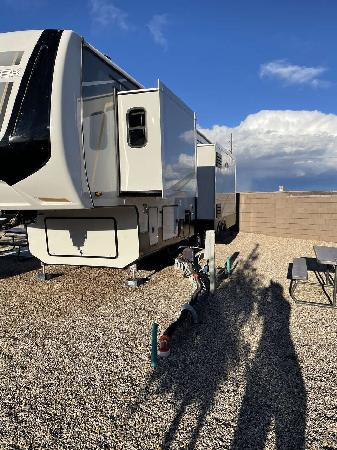 Class 5th wheel for sale