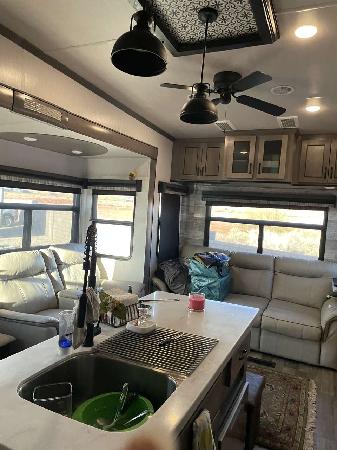 5th wheel for sale