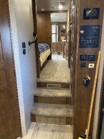 5th wheel for sale