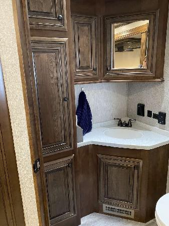 Class 5th wheel for sale