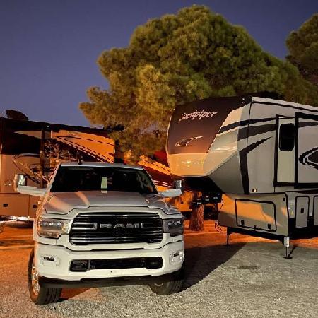 Class 5th wheel for sale