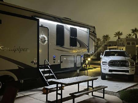 Class 5th wheel for sale
